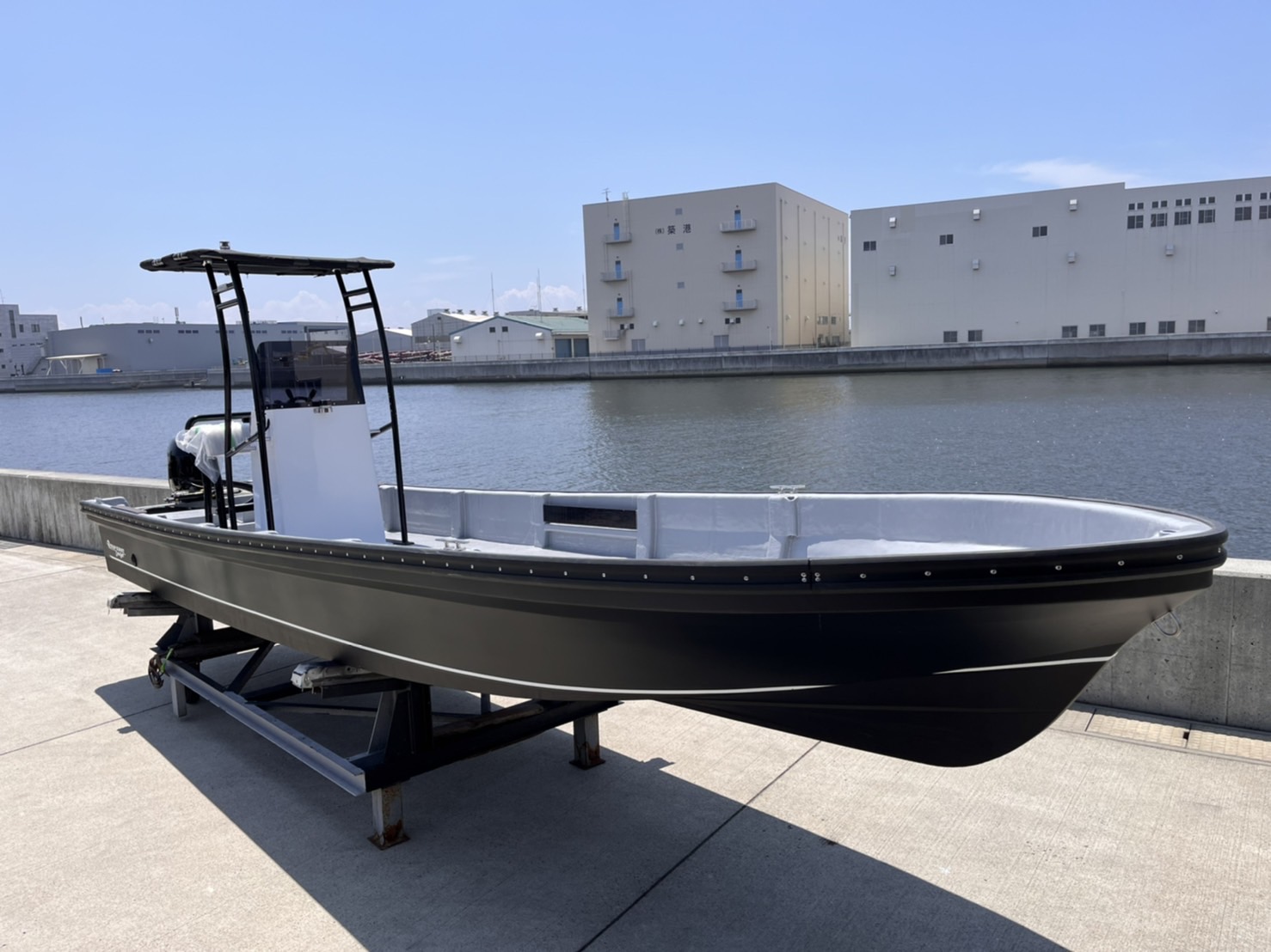 カスタム・ベース艇・現状船体・用品 - TOPKNOT Custom Boats